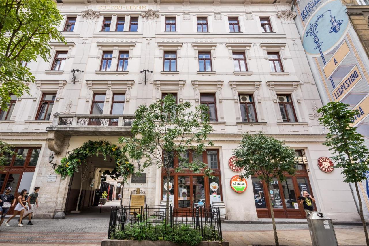 Ace Of Spades Gozsdu Budapest Kültér fotó